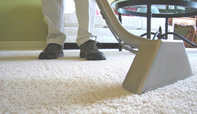 Cleaning carpet using equipment